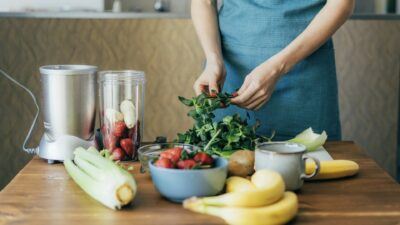 Why Vegetarian Cooking Classes Are Perfect for Team-Building Events